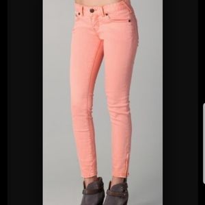 LEVIS PEACH SKINNY LEGGING JEANS, 8